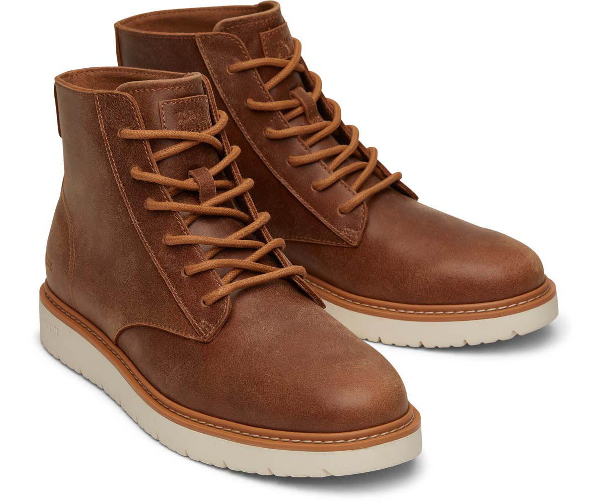 TOM10020297-TanWaterResistantLeatherMenNaviTRVLLiteRanger_F.jpg