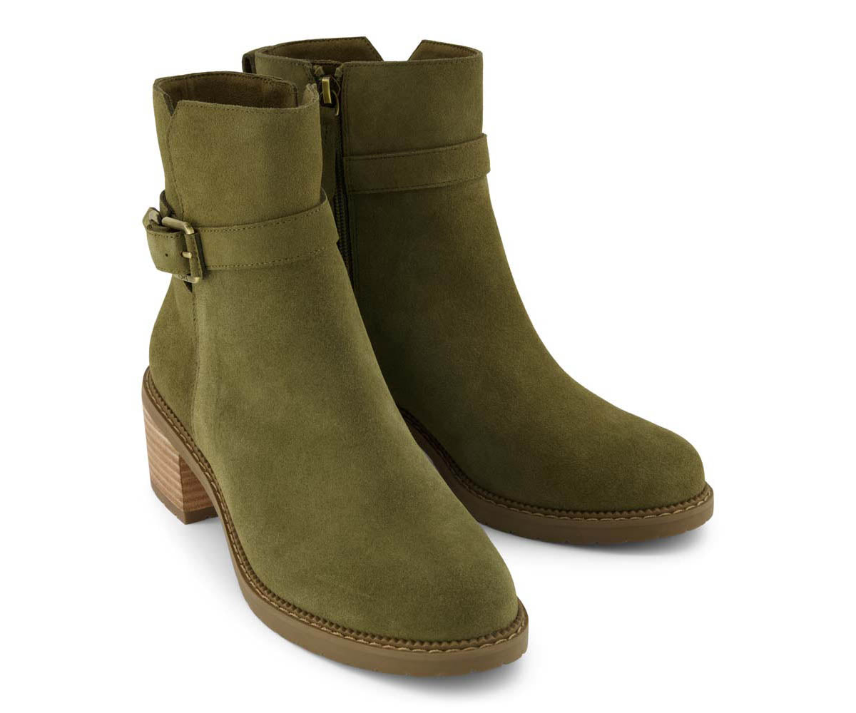 TOM10022560_W_HaileyBuckle_WaterResistantMilitaryOliveSuede_F.jpg