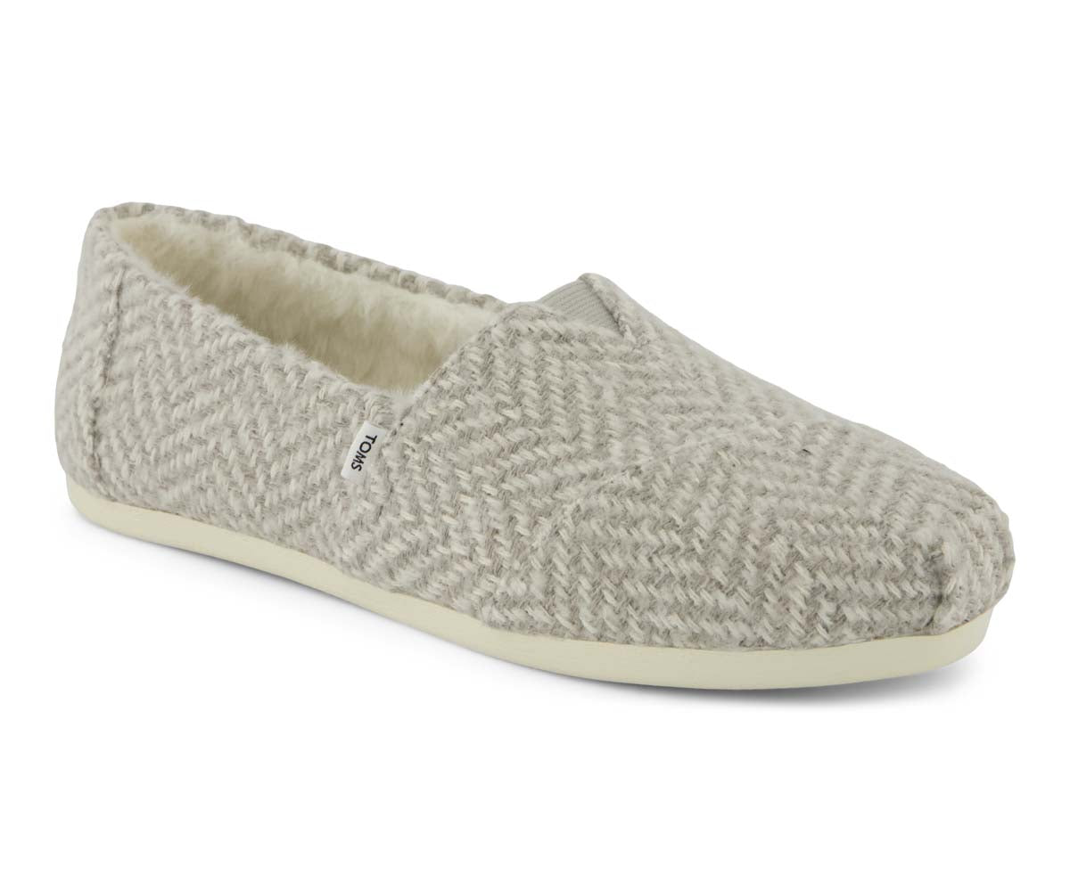 TOM10022609_W_Alpargata_Classic3_DrizzleGreyCozyHerringboneFauxFur_45.jpg